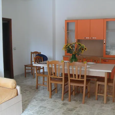 Pineta Lido Apartment *